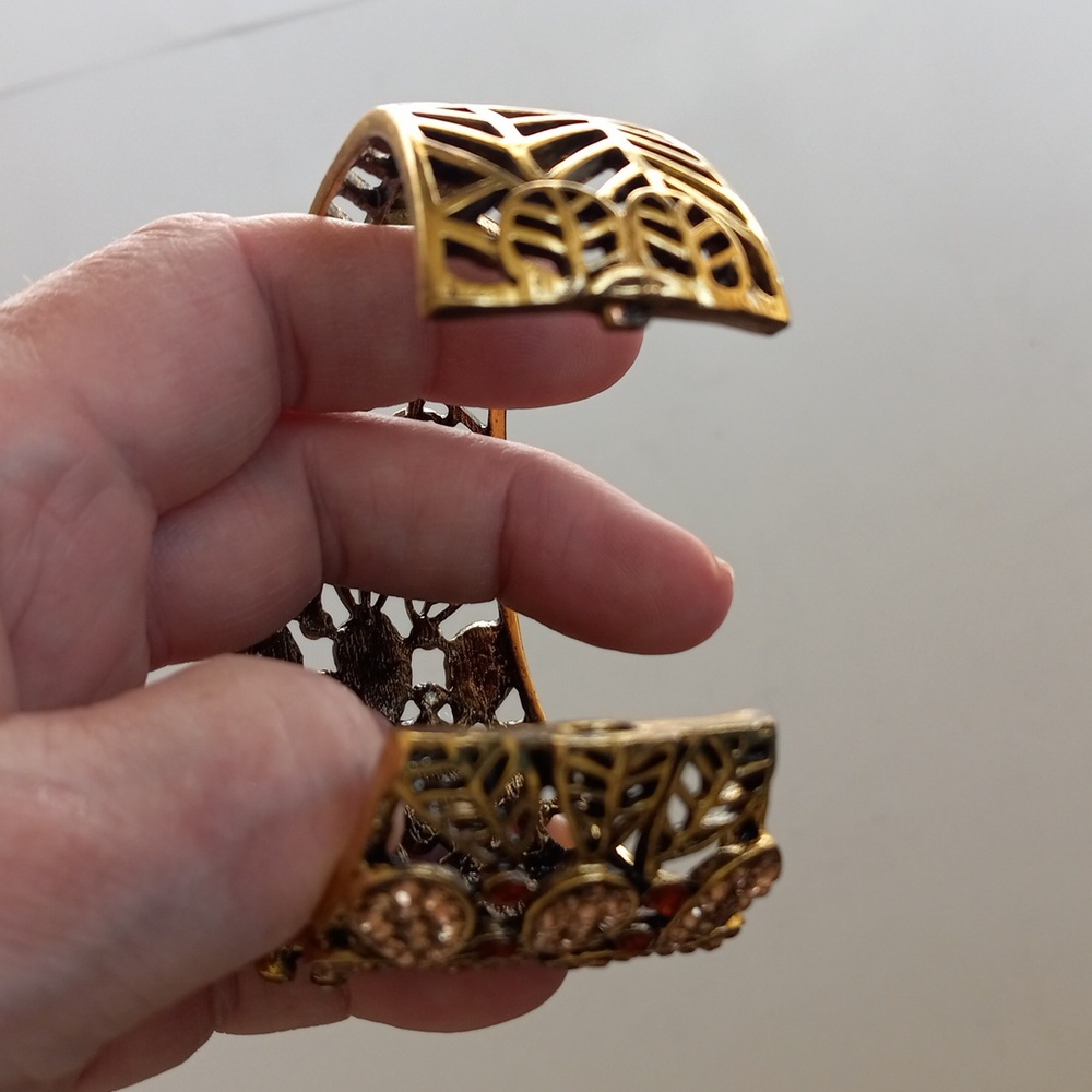 Off Park Collection Peacock Bangle - image 4